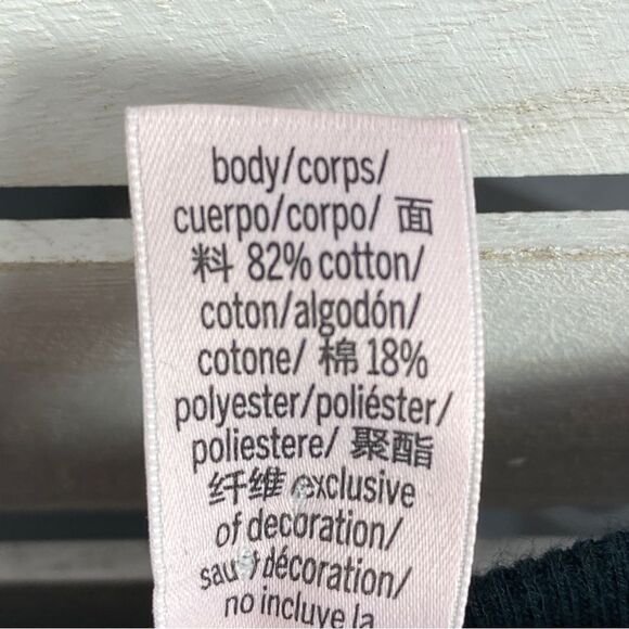 Victoria’s Secret Velour Embroidered Open Split Back Shirt Black Small - Picture 11 of 13